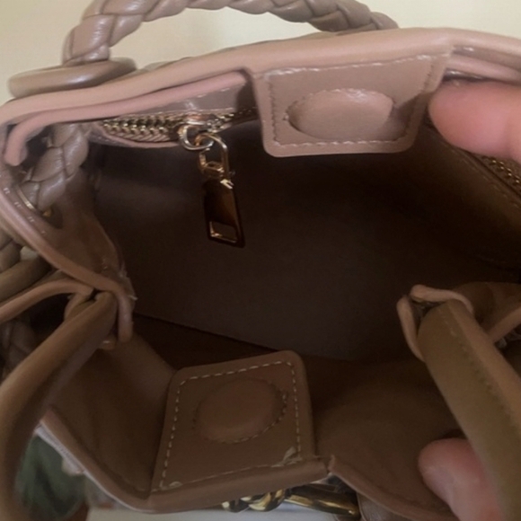 EUC Mini Woven Bag - Picture 3 of 3